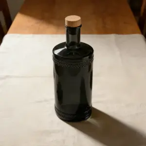 750ml 雕花洋酒瓶 (1)